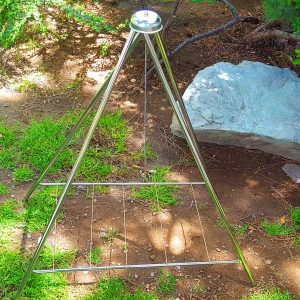 سه پایه و منقل آتش